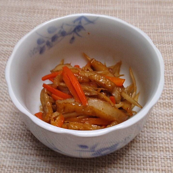 塩分少な目でも美味しい、金平ごぼう!